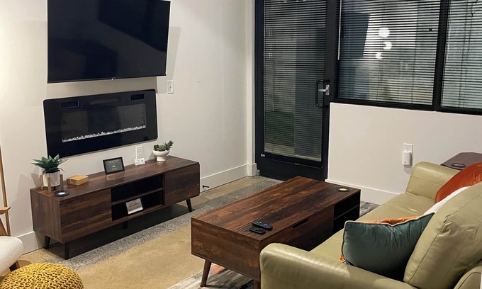 Nashville Condominio | Cozy 1-bedroom condo with AC, WiFi in delightful Nashville.