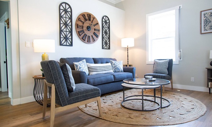 Half Moon Bay Cabaña | Cozy 1 bedroom located at rustic boutique winery