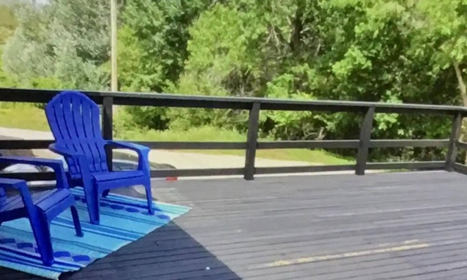 Hot Springs Apartamento | Cozy 1 bedroom private apt sleeps up to 4 people. Come enjoy the Black Hills,of