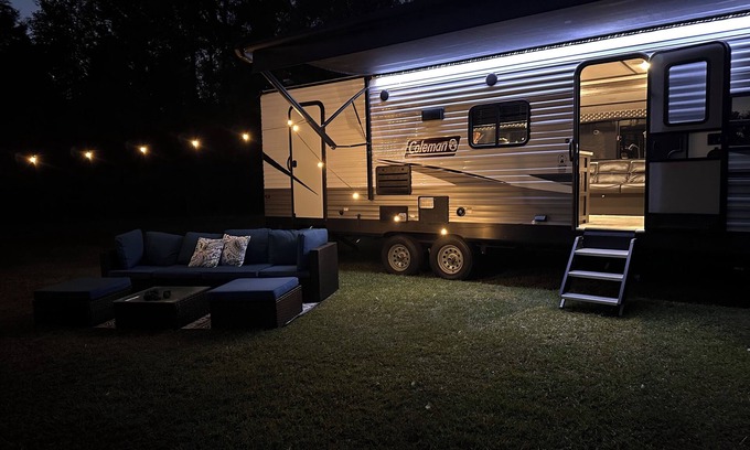 Greenville Casa | Cozy 1-bedroom RV on private stocked pond. Glamping in Greenville