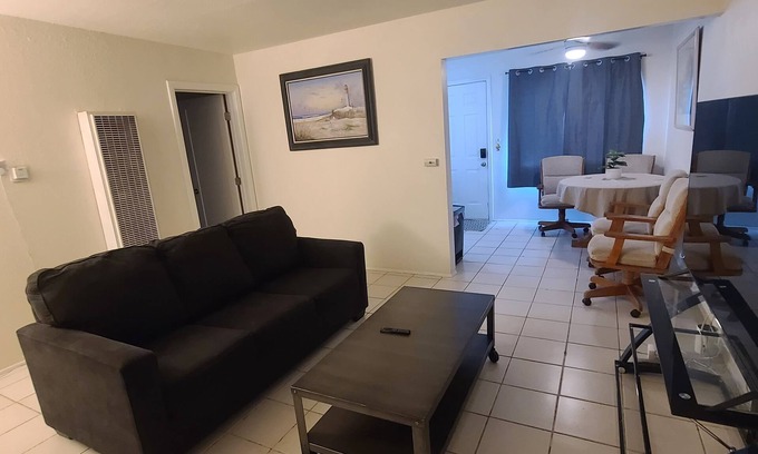 Victorville Casa | Cozy 1-bedroom with queen size bed, couch bed, full kitchen and full bathroom