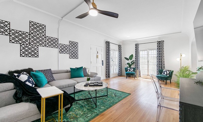 Beverly Grove Hotel | Cozy 1 BR Unit Near Rodeo Dr. w/ W/D