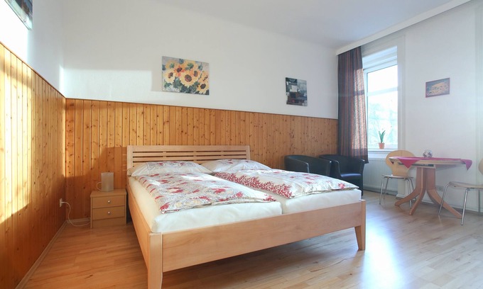 Leopoldstadt Apartamento | Cozy 1-room apartment near UNO City and Austria Campus