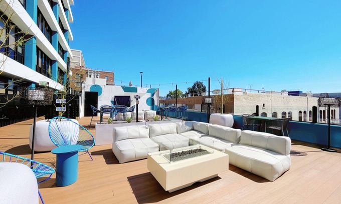 Westlake Casa | Cozy 1b unit in charming Los Angeles with AC, WiFi, fitness room