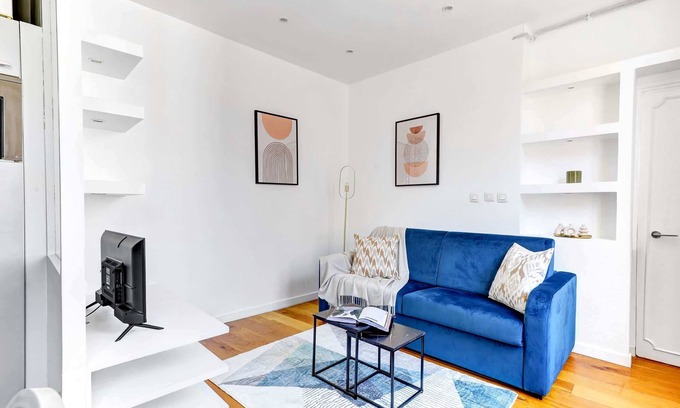 Madeleine Apartamento | Cozy 1BR Near Champs