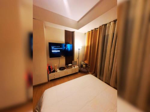 Don Bosco Hotel | Cozy 1BR with City View, Beach Access and Wave Pool