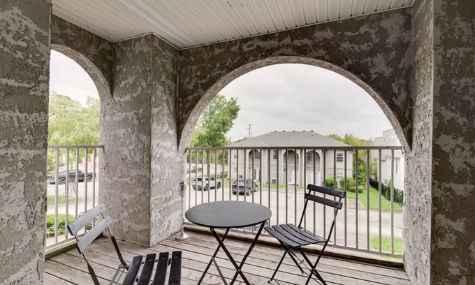 Hope Gardens Apartamento | Cozy 2 BDR Condo with lovely Balcony! 1.5M to Broadway
