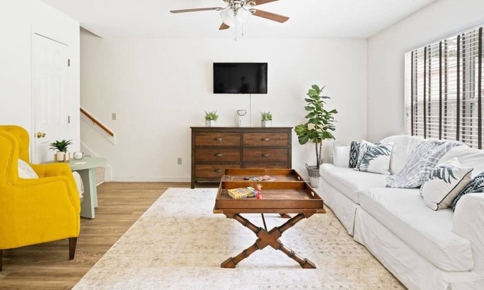 St. Marys Casa | 💎Cozy 2 bdrm 🐠 5 Mins from waterfront ⚡️Fast Wifi🌟