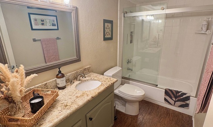 Bryan Place Casa | Cozy 2 Bed/2 Bath House with Fenced Yard