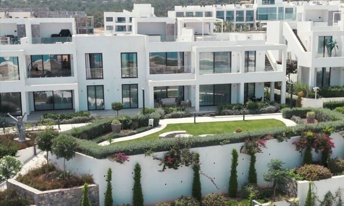Esentepe Casa | Cozy 2-bedroom apartment in fabulous Agios Nikolaos with fitness room, WiFi