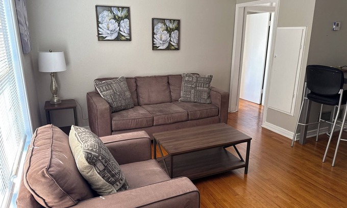 Highland Historic District Apartamento | Cozy 2-bedroom apartment in charming Shreveport with WiFi, AC