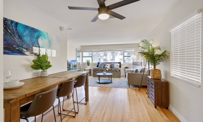 Downtown San Diego Apartamento | Cozy 2-Bedroom Apartment in Downtown/ Little Italy SD