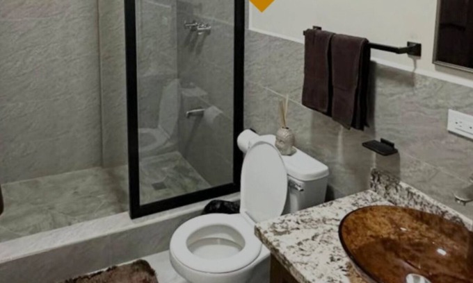 Armenia Apartamento | Cozy 2-bedroom apartment adjacent to the U.S Embassy housing.