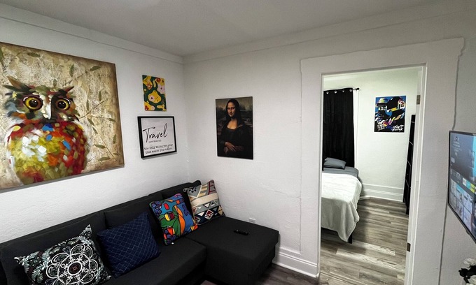 Callahan Apartamento | Cozy 2-bedroom apartment, Downtown Orlando with WiFi, AC and King size Bed