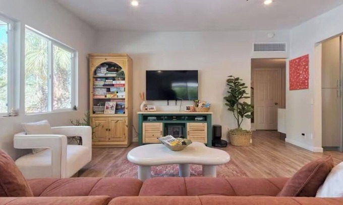 Cathedral City Cove Casa | Cozy 2-bedroom bungalow in charming Cathedral City Cove