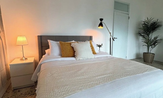 Cerro Gordo Apartamento | Cozy 2-bedroom beach apartment in wonderful Cerro Gordo with AC, WiFi