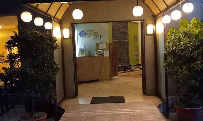 Tandang Sora Condominio | Cozy 2-bedroom condo in serene Quezon City with AC, WiFi