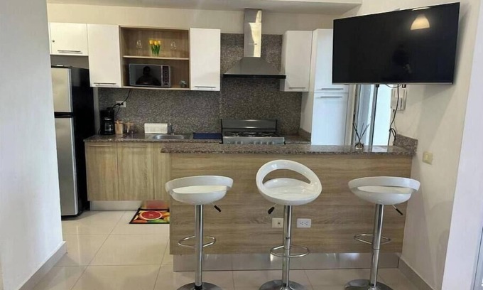 Boca Chica Condominio | Cozy 2-bedroom condo with WiFi, fitness room and pool in tranquil Boca Chica