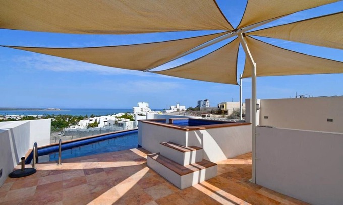 Colina del Sol Condominio | Cozy 2-bedroom condo in peaceful La Paz with WiFi, AC and beautiful bay view