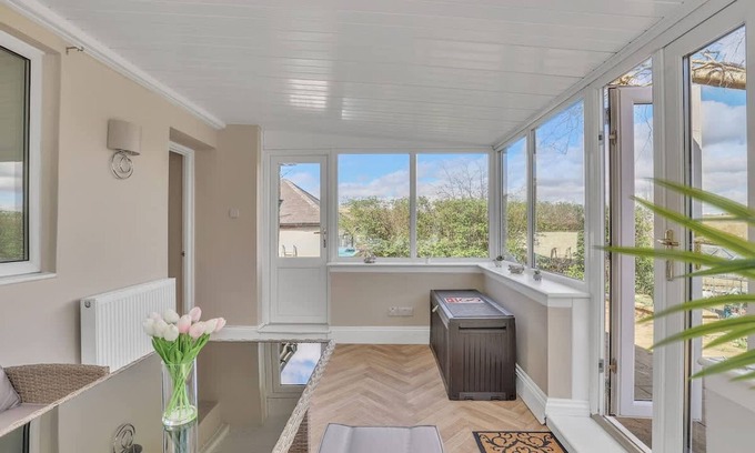 West Woodburn Casa | Cozy 2 Bedroom Cottage