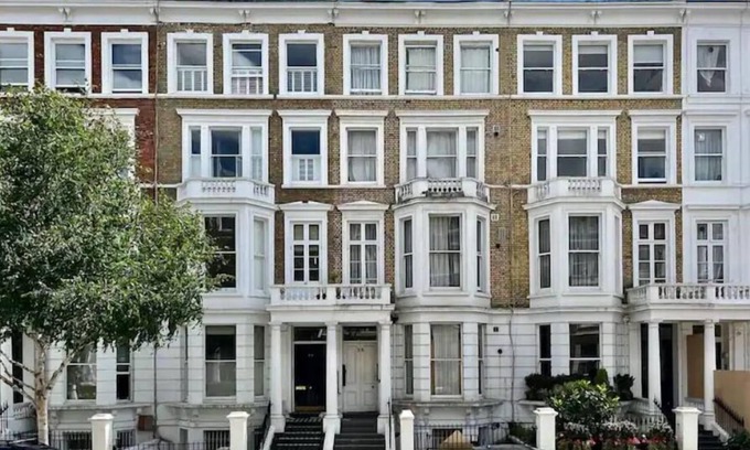 Earl's Court Apartamento | Cozy 2 Bedroom Duplex in Earls Court.