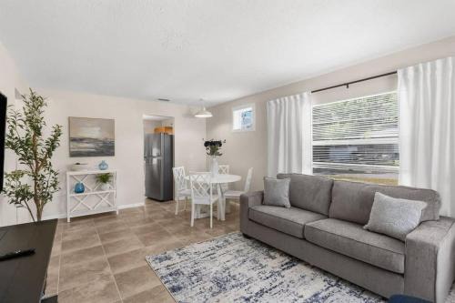 Dade City Casa | Cozy 2 Bedroom home, Dade City! #1