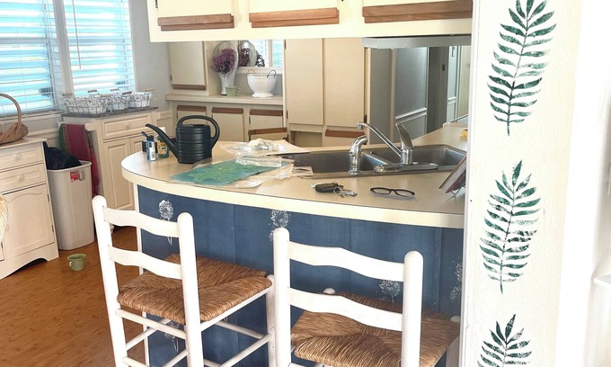 Port Isabel Casa | Cozy 2-bedroom mobile home in awesome Port Isabel with WiFi, AC