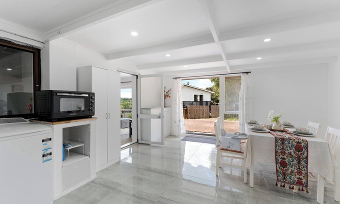 Torbay Casa | Cozy 2-Bedroom unit with Private Bathroom in Torbay