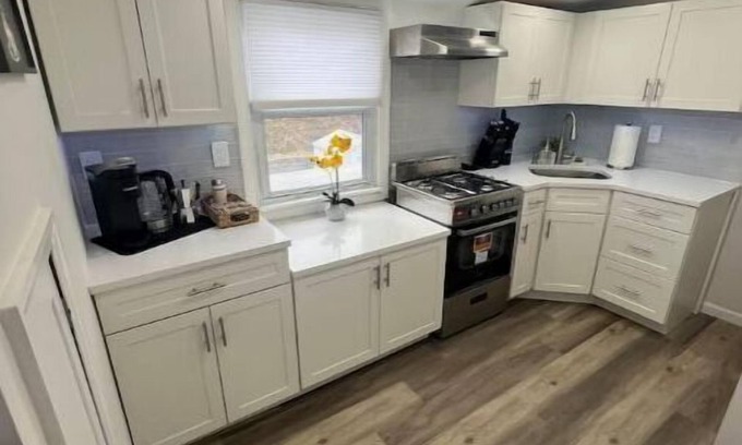 Lyndhurst Apartamento | Cozy 2 BR Apartment - close to NYC, MetLife, American Dream