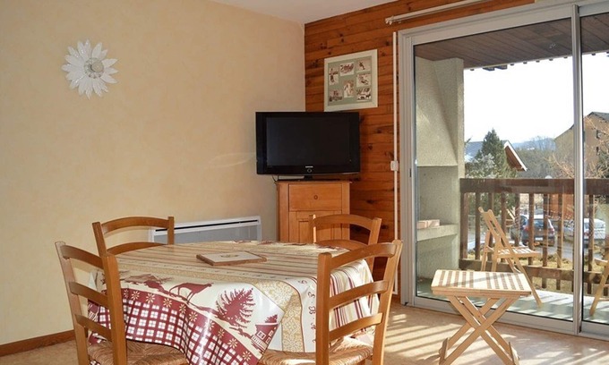 Pyrenees 2000 Apartamento | Apartamento 2 piezas, 6 personas, cerca de pistas, mascotas permitidas, terraza, ascensor