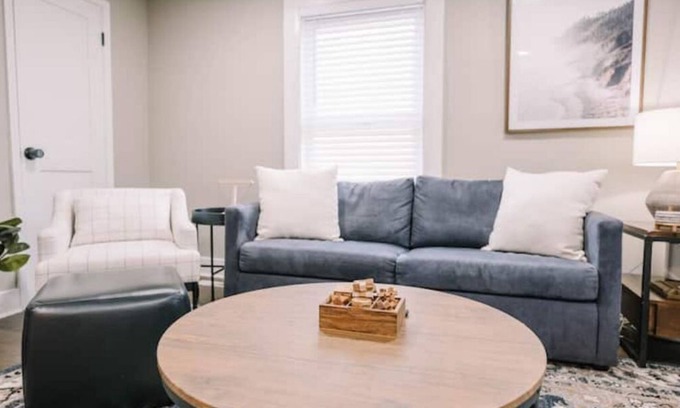 Danville Casa | Cozy 2b/1bath Home- 3 miles to Casino