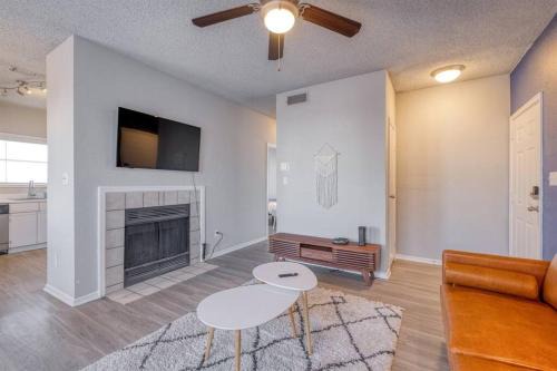Milwood Apartamento | Cozy 2BD Apt Austin Texas