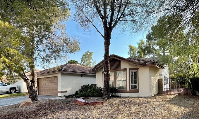 Green Valley North Casa | Amazing house,2beds 2 baths UNIQUE LOCATION garage, terrace, pet friendly
