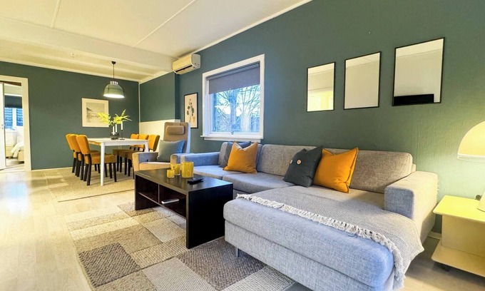 Ullern Apartamento | Acogedor apartamento de 2 habitaciones con estacionamiento