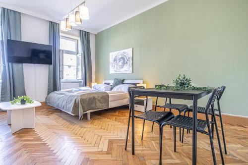 Wieden Apartamento | Cozy 2BR Apt Prime Vienna Location for Longstays