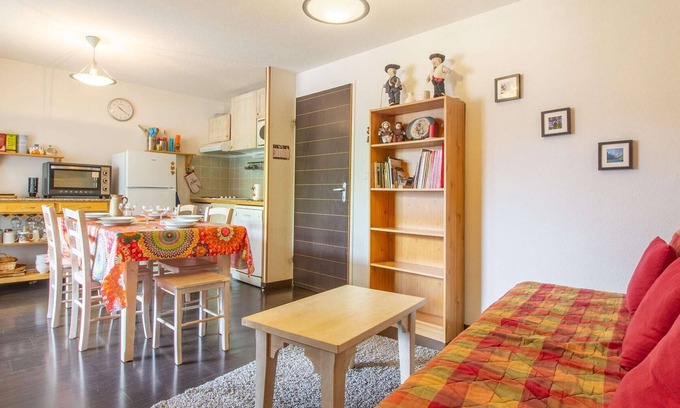 Luz-Saint-Sauveur Apartamento | Agradable T2 Cabina con Piscina, Balcón y WiFi en Luz-Saint-Sauveur