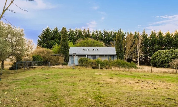 Balnarring Cabaña | Cozy 2BR Cottage Near Beach & Village Shops