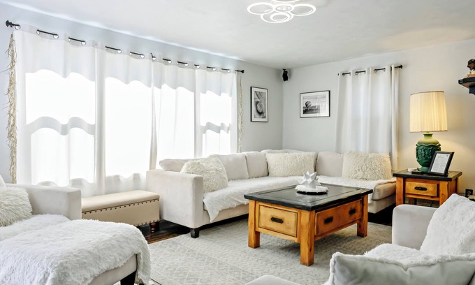 Rapid City Casa | Cozy 2BR Home with Fireplace! — 3 min from Downtown — Pet Friendly!