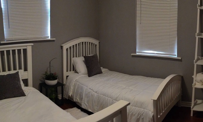 Somerville Casa | Cozy 2BR House Getaway Lake Somerville
