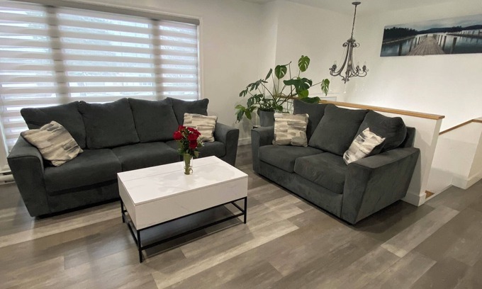 Dieppe Casa | Cozy 3 Bed 1 Bath Stay