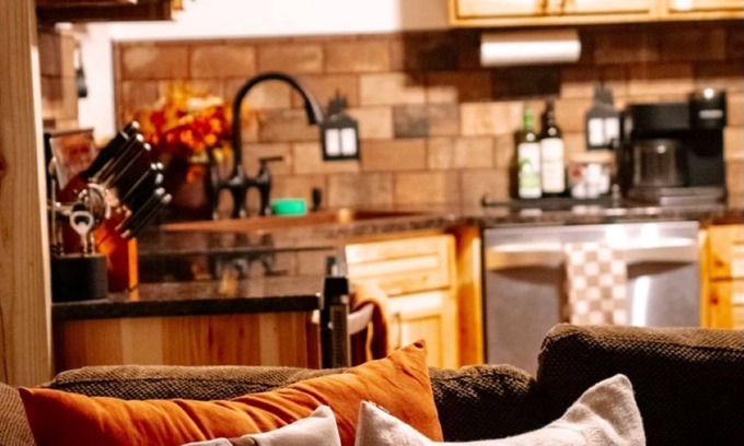 North East Cabina | Cozy 3-bedroom cabin in charming North East