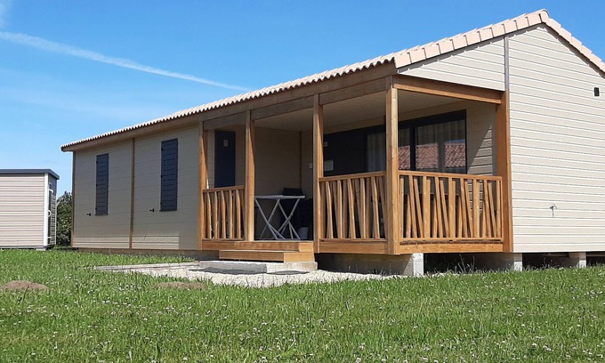 Marzan Chalet De Esquí | Chalet 3 habitaciones con piscina climatizada, cerca del mar y actividades náuticas
