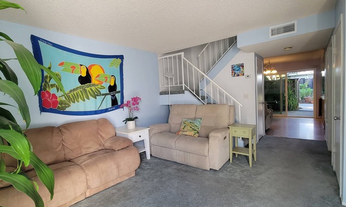 Goleta Condominio | Cozy 3-bedroom condo, just minutes from the ocean and UC Santa Barbara,