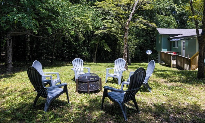 Dickson Cabaña | Cozy 3-Bedroom Cottage, Near the Lake