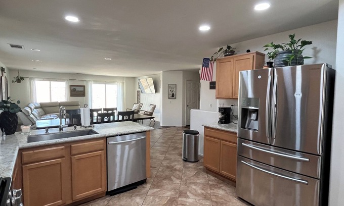 Lancaster Casa | Cozy 3-bedroom house in tranquil Lancaster with WiFi and AC