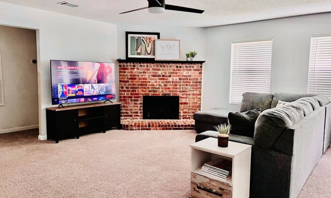 McKinney Casa | Cozy 3 Bedroom House with Beautiful Fireplace