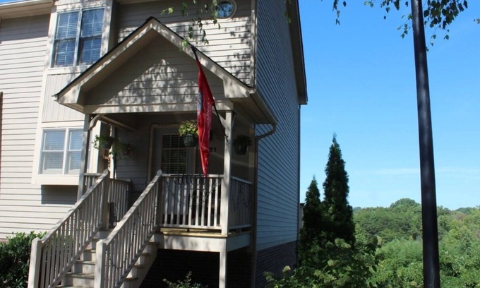 High Point Condominio | Cozy 3-bedroom, lakefront condo