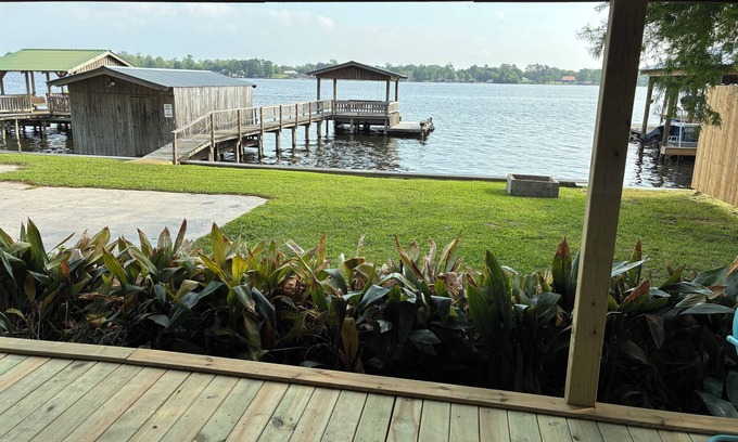 Lakeland Casa | Cozy 3-bedroom mobile home with WiFi, AC in peaceful Oscar