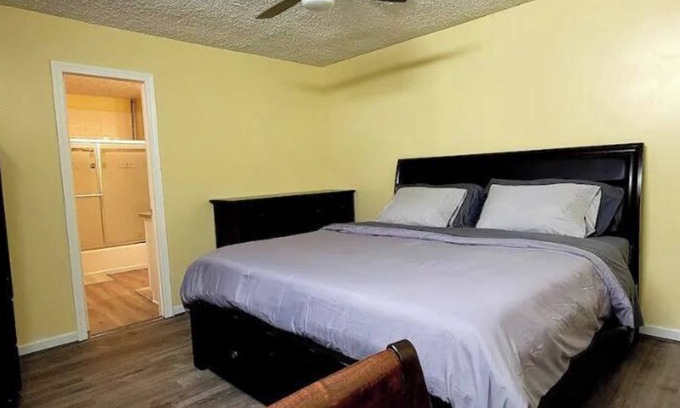 Barker Casa | Cozy 3-bedroom residential home at cul de sac