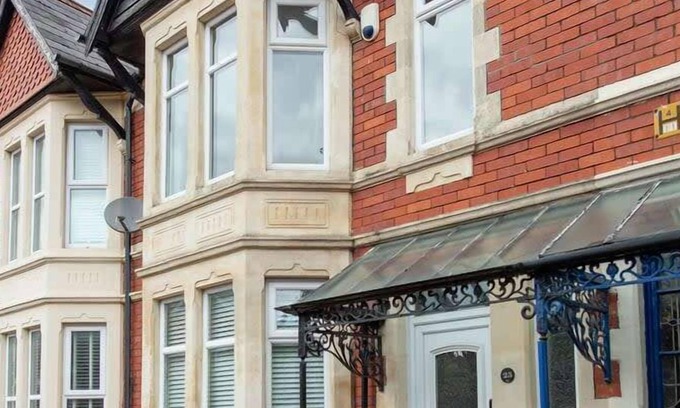 Heath Casa | Cozy 3BR Retreat | Prime Cardiff Location